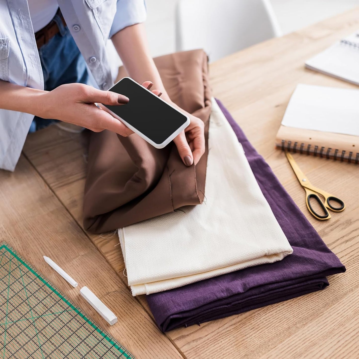 MANUFORE 4pcs Square Quilting Ruler (32cm/24cm/16cm/12cm) Sewing Acrylic Ruler Anti-Slip Metric Ruler DIY Quilting Tools with Clear Printed Lines for Precise Cutting