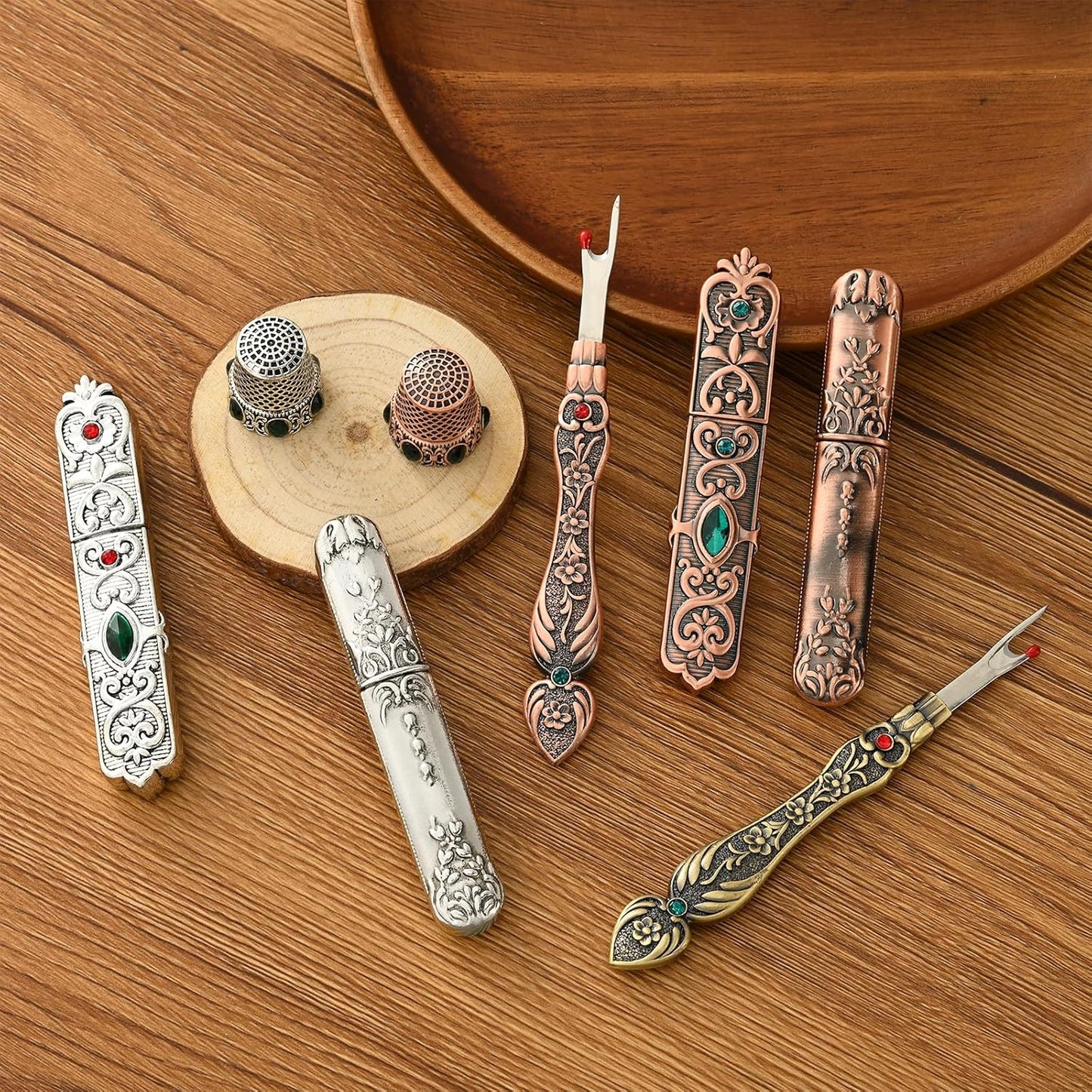 Vintage Sewing Thimble, Finger Protector Finger Shield Fingertip Thimble Sewing Quilting Craft Accessories DIY Sewing Tools (Red Copper)