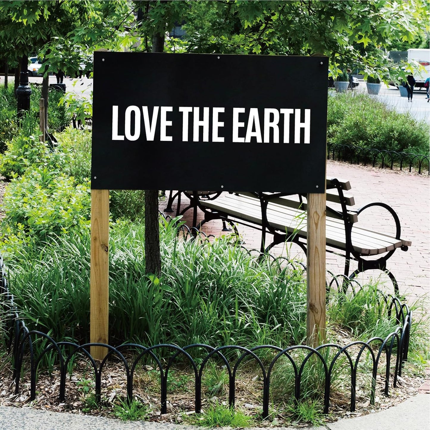 Bemeol Letter Stickers 1560 Pieces 30 Sheets Stick on Vinyl Letters Capital Alphabet Sticker Letter for Craft Bulletin Boards Classroom Home Business Decor(White,1 Inch,2 Inch)