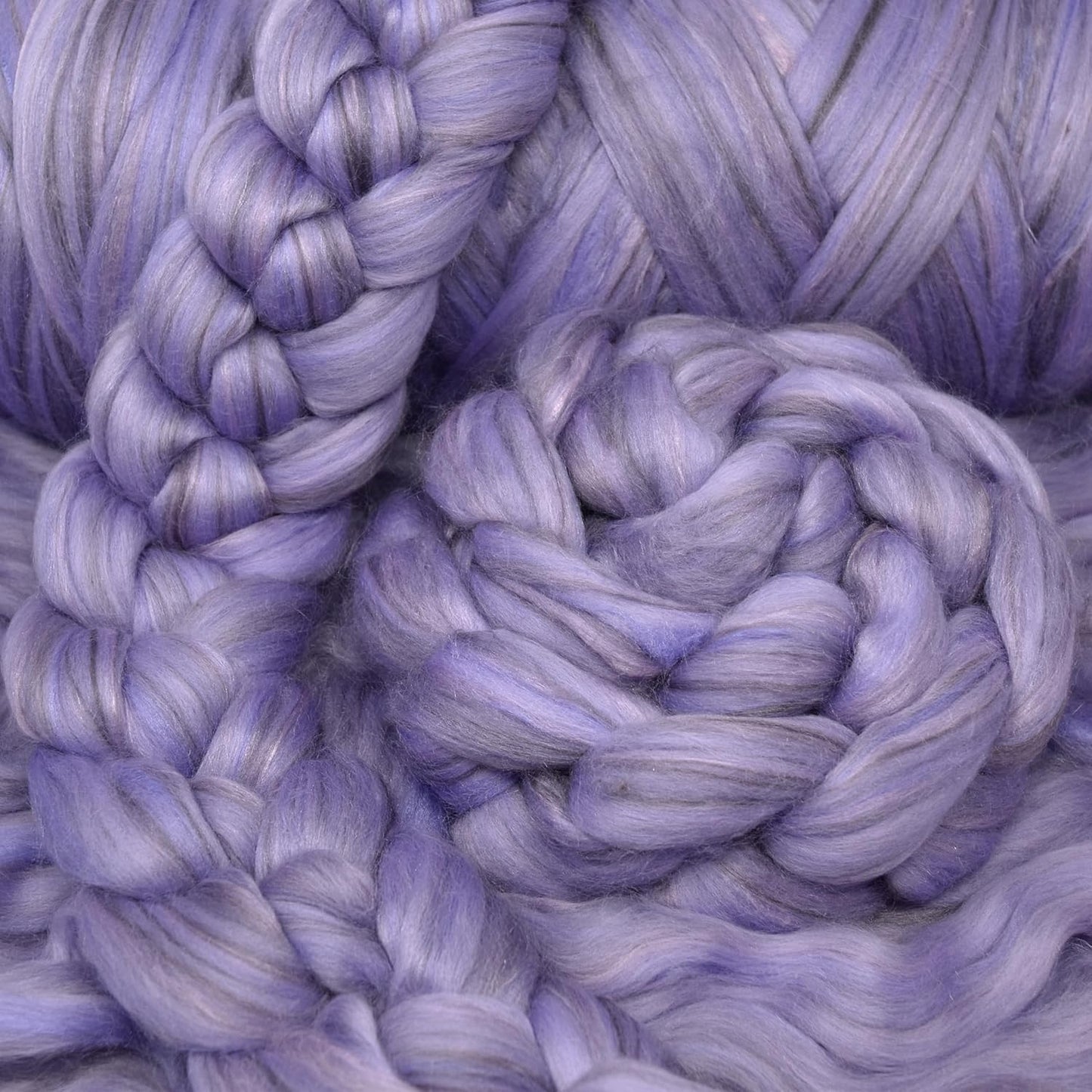 Merino Silk Luxe Tonal Designer Blend. Superfine Merino, Mulberry Silk, Tussah Silk. Top Roving for Spinning or Felting. Lilac Luster 4oz