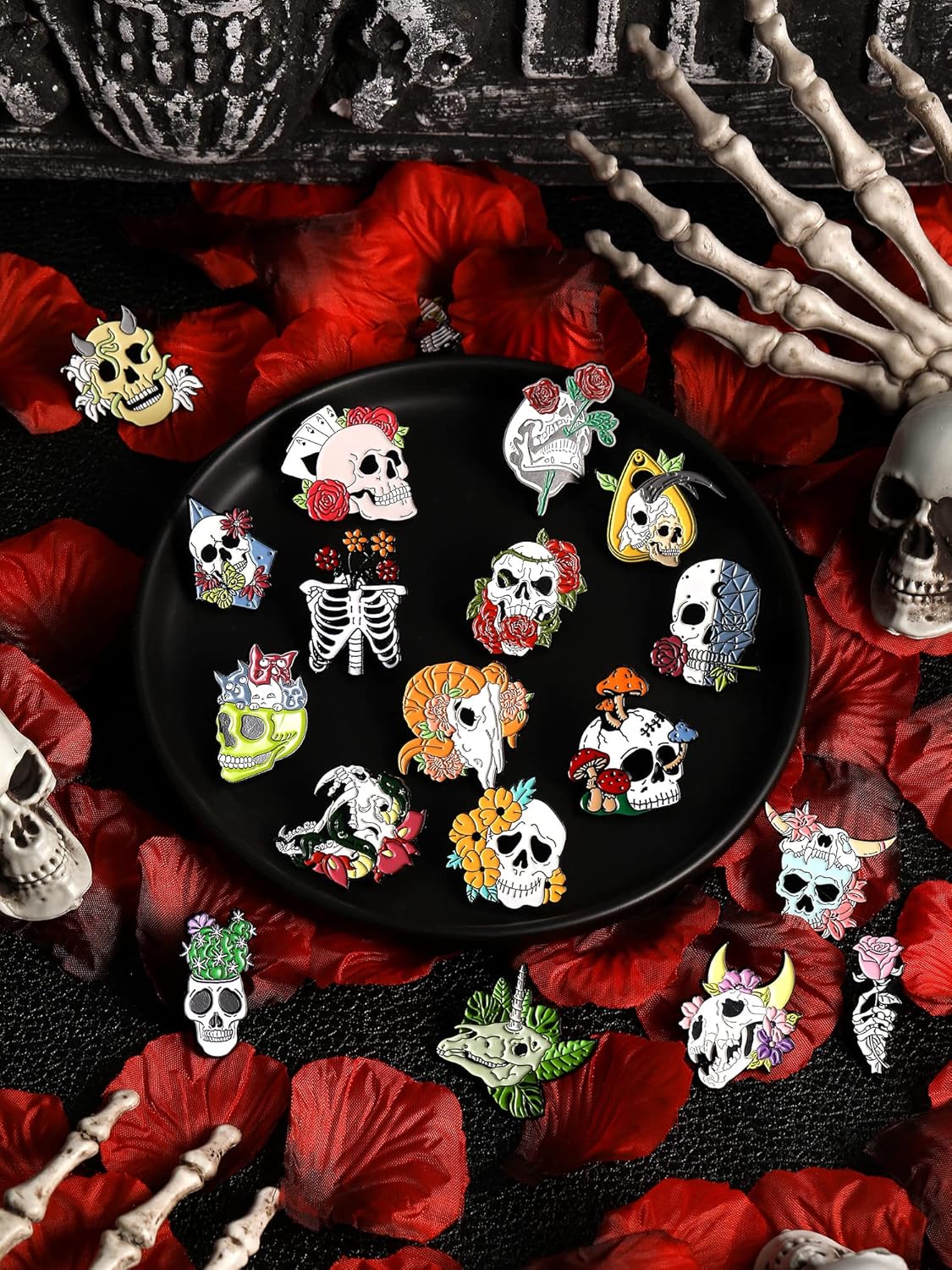 BBTO 20 Pieces Enamel Pins Skull Spooky Skeleton Enamel Pins Set Black Decorative Cartoon Goth Skull Horror Dark Brooch Cute Lapel Buttons for Jacket Backpack Hat Halloween