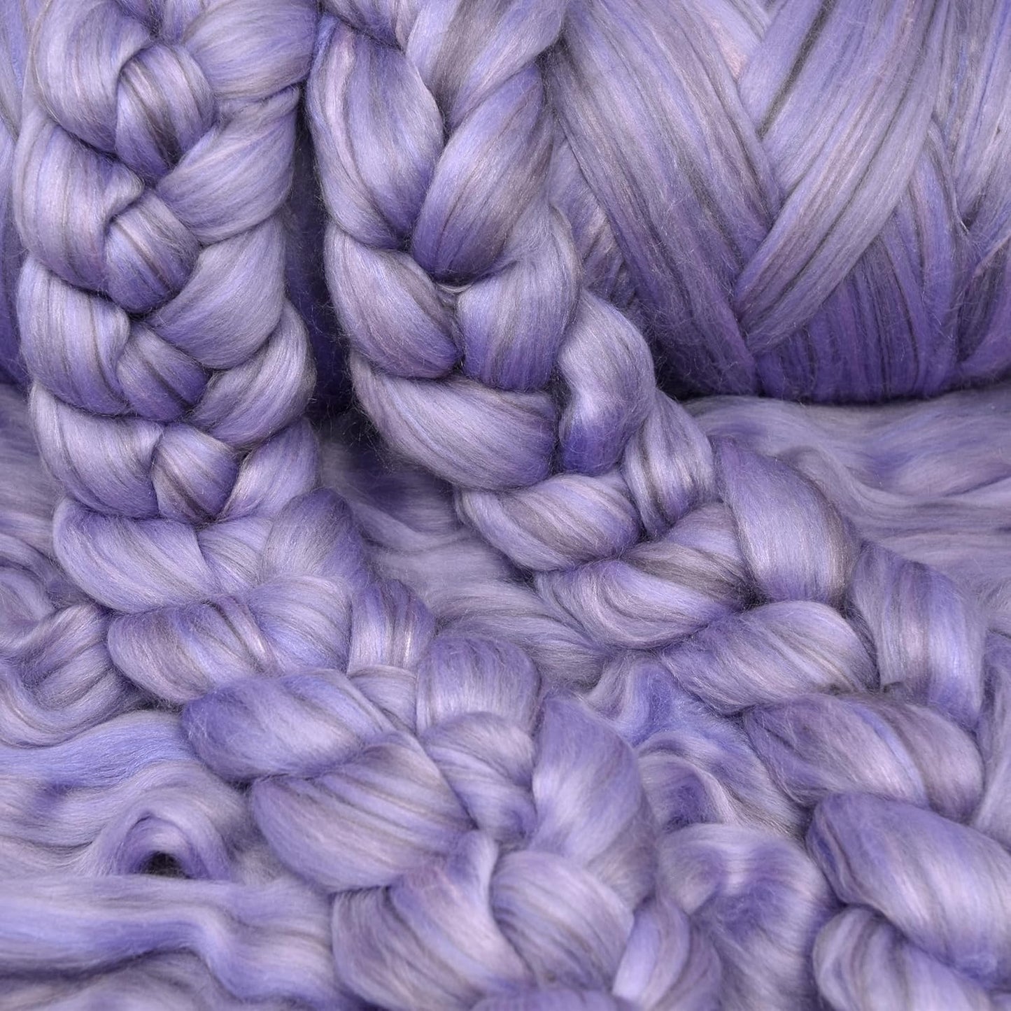 Merino Silk Luxe Tonal Designer Blend. Superfine Merino, Mulberry Silk, Tussah Silk. Top Roving for Spinning or Felting. Lilac Luster 4oz