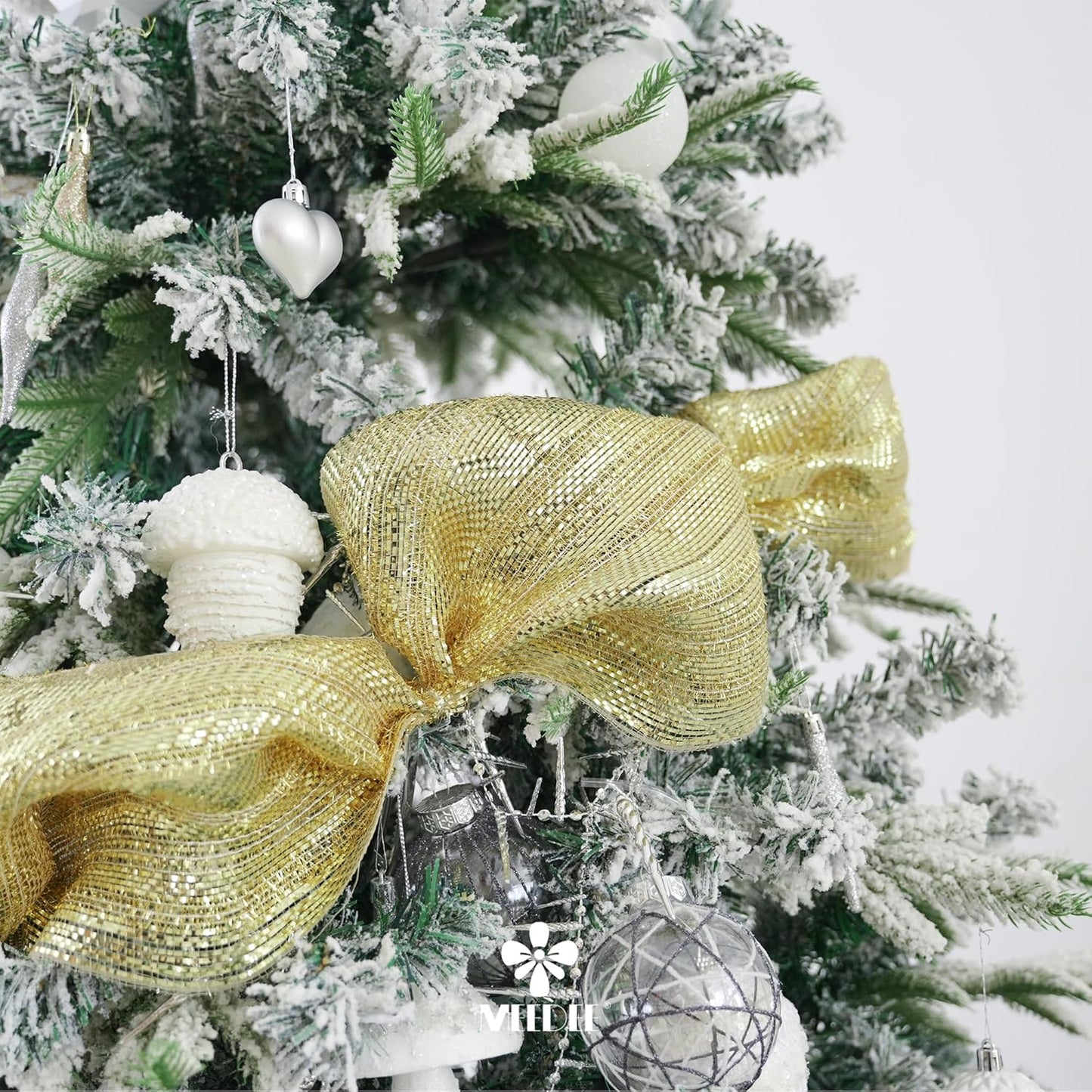 MEEDEE Champagne Deco Mesh 10 Inch Deluxe Wide Foil Metallic Mesh with Gold Tinsel Champagne Gold Mesh Ribbon for Christmas Tree, Wreaths, Garland, Gift Wrapping, Bows Making (30 Feet)