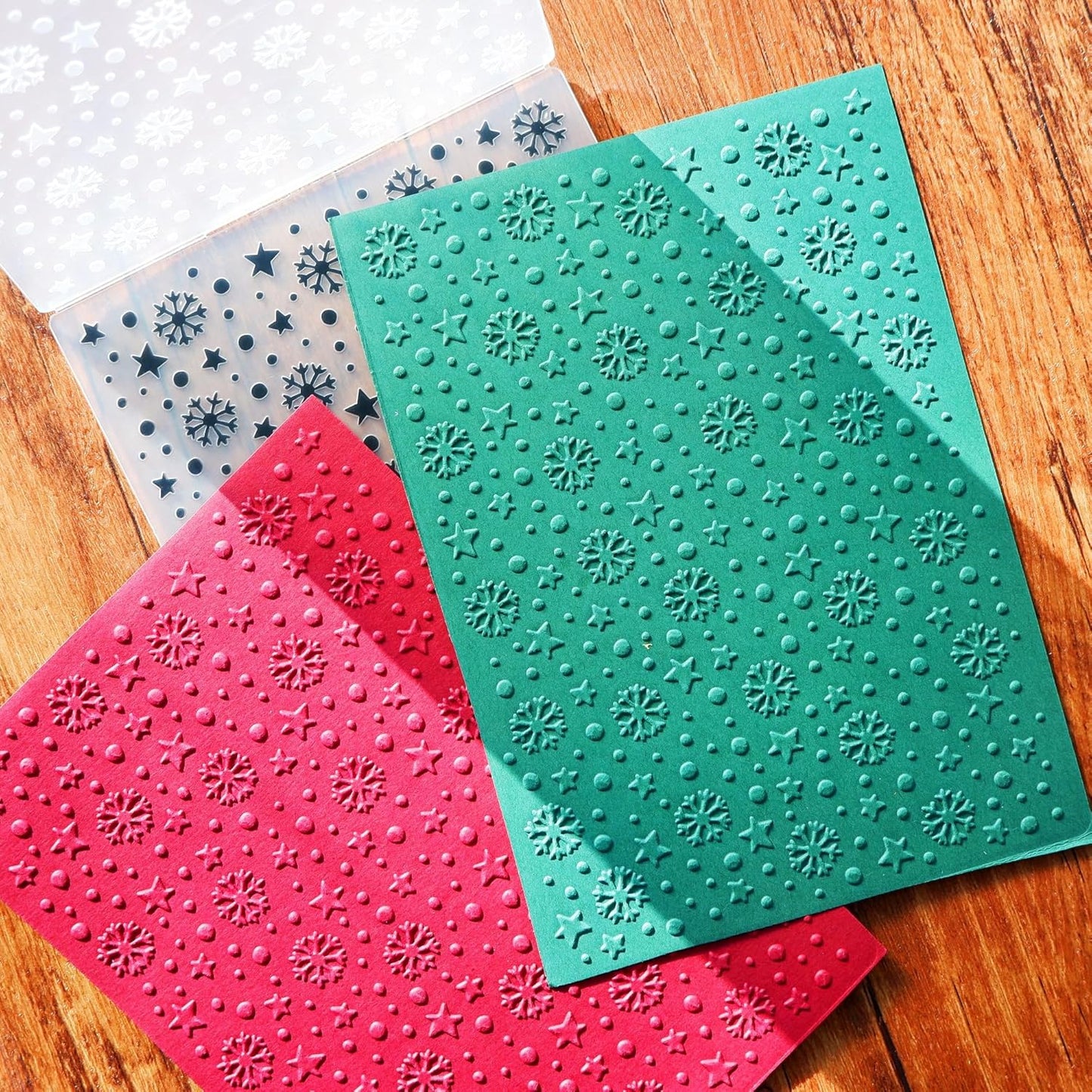 Arbuya Christmas Plastic Embossing Folders for Card Making Snowflakes Background Texture Embossing Folder Template for Scrapbooking Paper Crafting Home Decoration